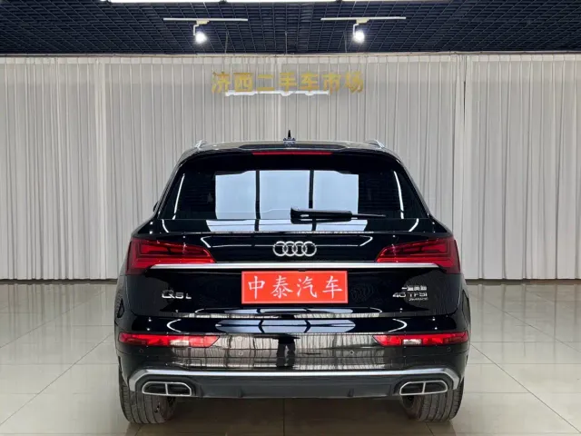Audi Q5L — Фото автомобиля 5