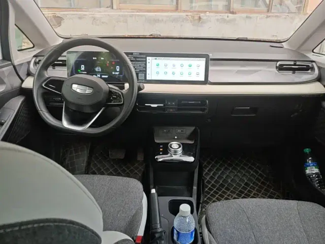 Geely Geometry E Firefly — Фото автомобиля 5