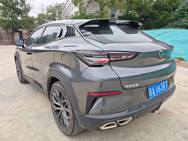 Changan UNI-T — Фото автомобиля 7