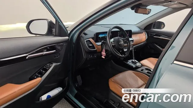 Kia Seltos — Фото автомобиля 15