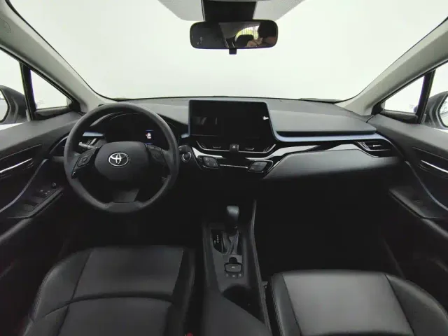 Toyota IZOA — Фото автомобиля 5