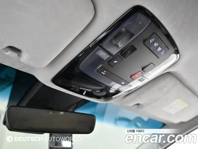 Hyundai Staria Staria 4WD Lounge 9 мест — Фото автомобиля 19