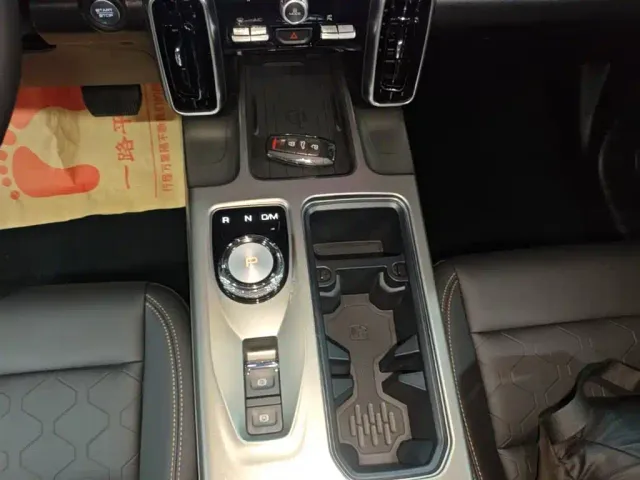 Haval Big Dog — Фото автомобиля 13