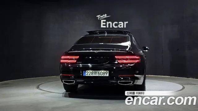 Genesis G80 Бензин 2.5 турбо AWD — Фото автомобиля 4