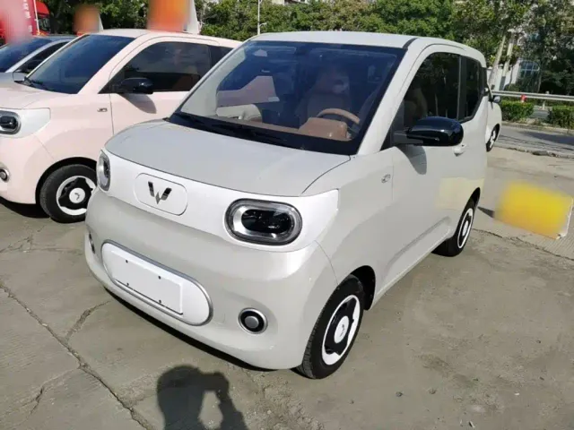 Фотография автомобиля — Wuling Hongguang Mini EV