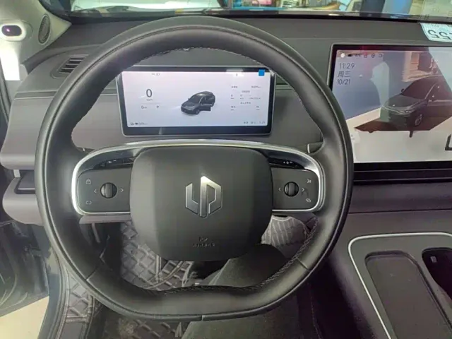 Leapmotor C10 — Фото автомобиля 10