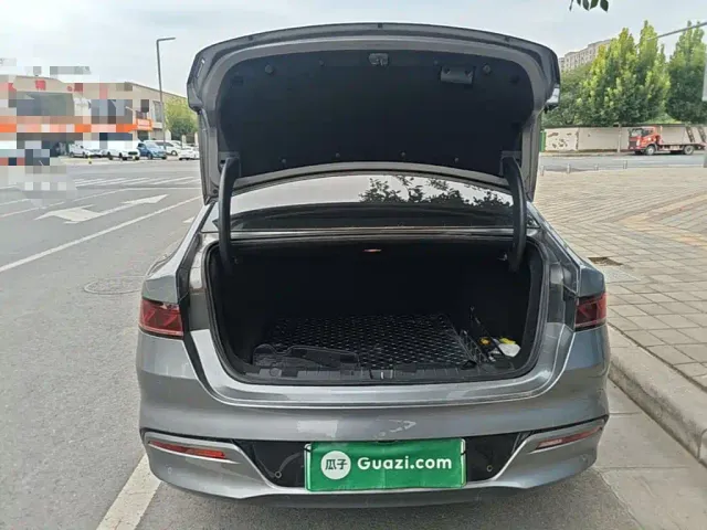 BYD Qin PLUS — Фото автомобиля 18