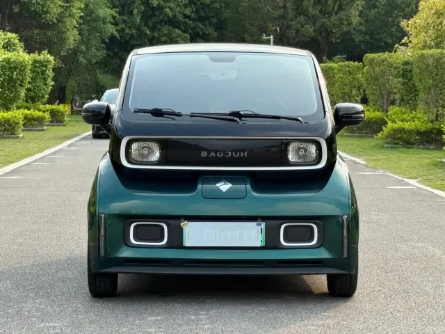 Baojun KiWi EV — Фото автомобиля 5