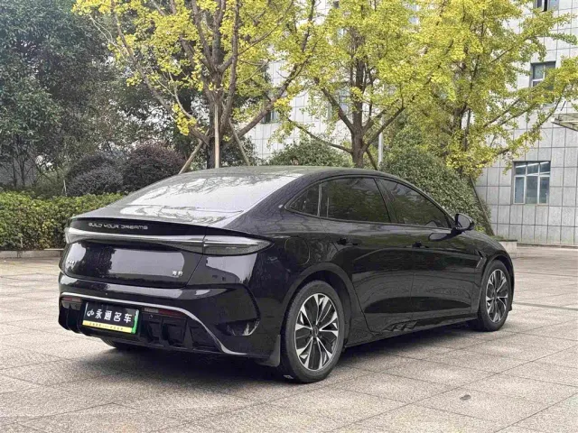 BYD Seal — Фото автомобиля 10