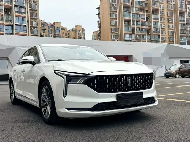 Bestune B70 — Фото автомобиля 3