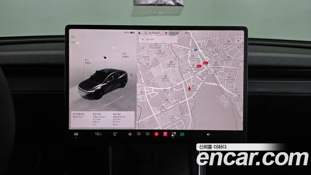 Tesla Model Y — Фото автомобиля 18