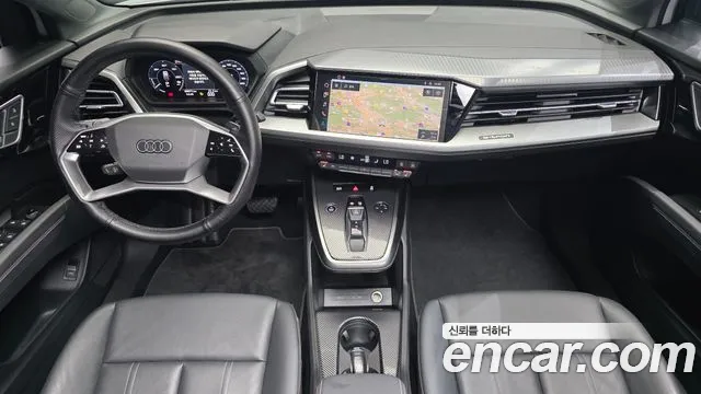 Audi Q4 e-tron F4 — Фото автомобиля 10