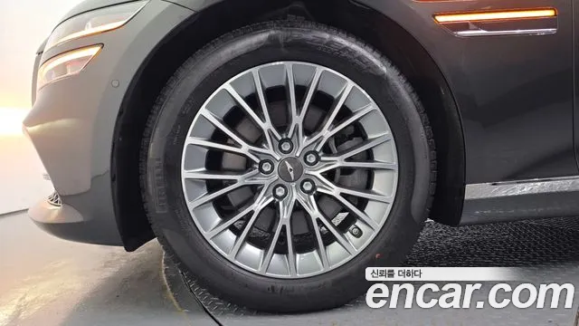 Genesis G80 Бензин 2.5 турбо AWD — Фото автомобиля 5