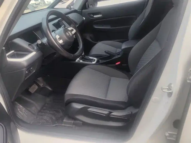 Honda Fit — Фото автомобиля 9