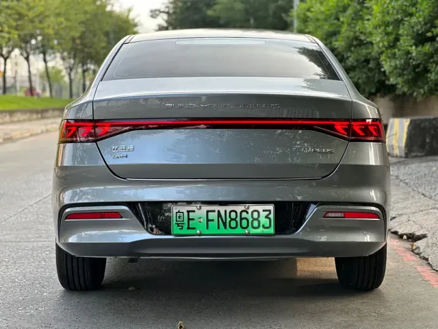 BYD Qin PLUS — Фото автомобиля 6