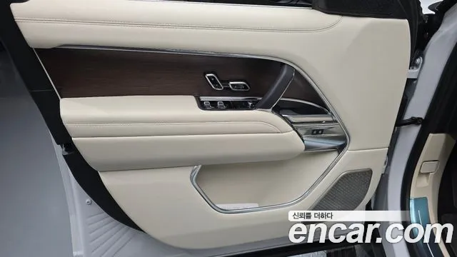 Land Rover Range Rover — Фото автомобиля 18