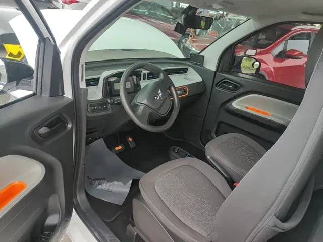 Wuling Hongguang Mini EV — Фото автомобиля 9