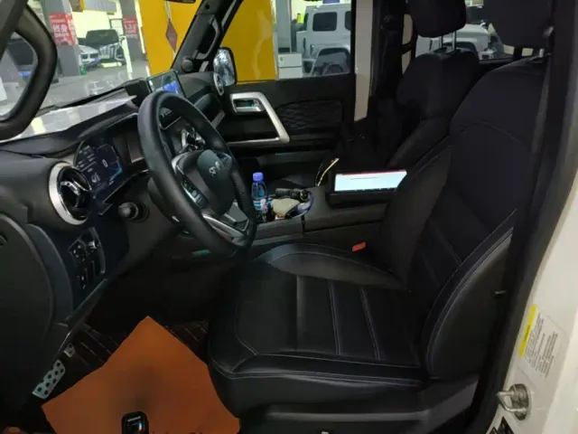 BAIC BJ40 — Фото автомобиля 14