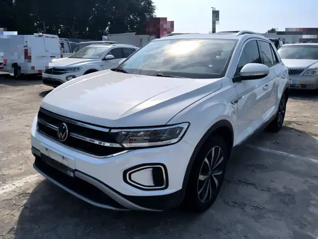 Фотография автомобиля — Volkswagen T-Roc