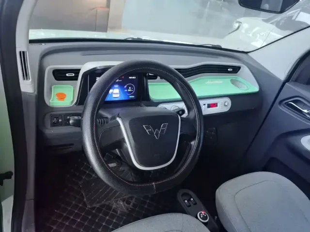 Wuling Hongguang Mini EV — Фото автомобиля 9