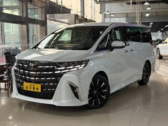 Фотография автомобиля — Toyota Alphard