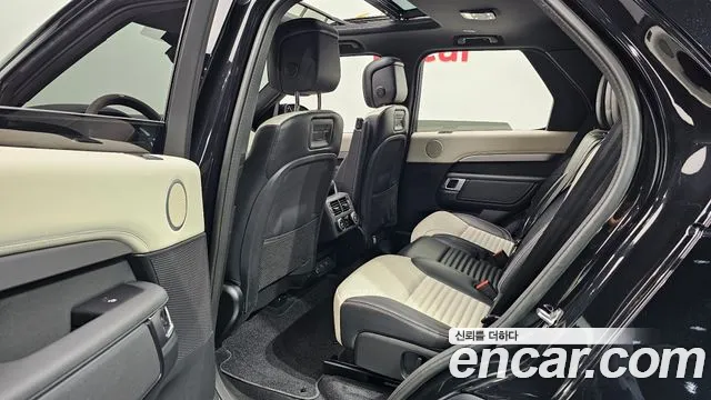 Land Rover Discovery — Фото автомобиля 12