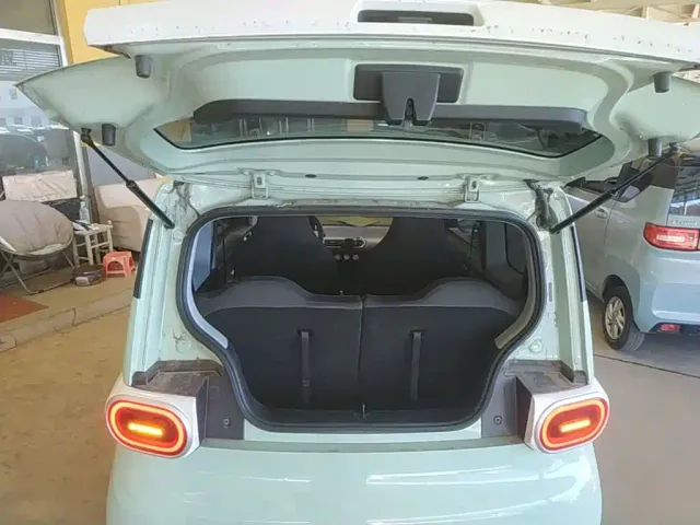 Wuling Hongguang Mini EV — Фото автомобиля 18