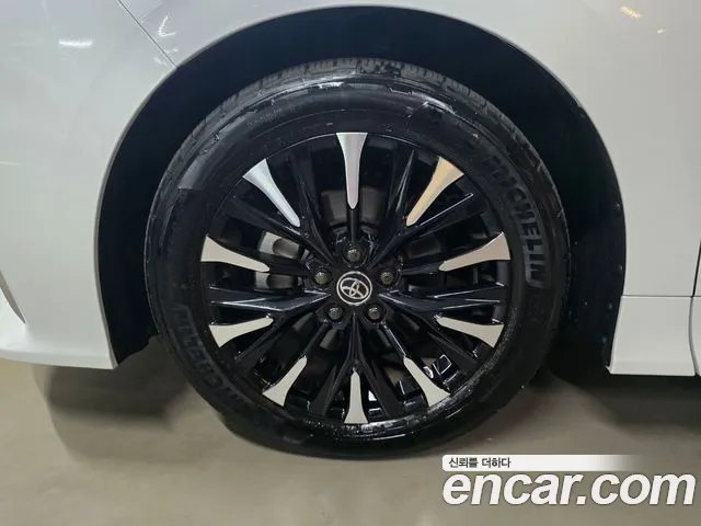 Toyota Alphard 4th Gen — Фото автомобиля 14