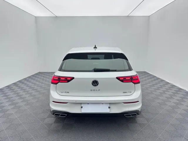 Volkswagen Golf — Фото автомобиля 5