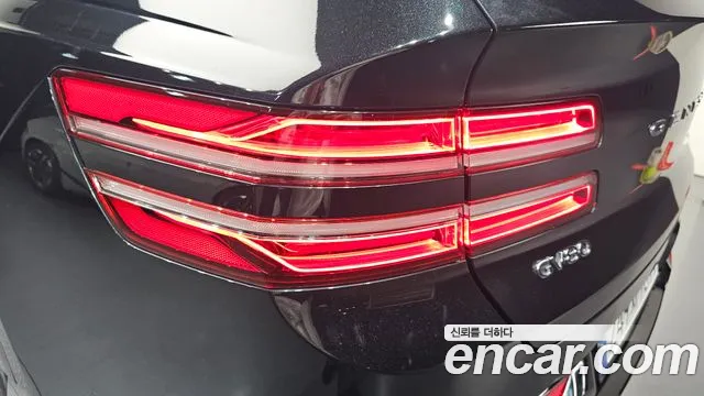Genesis GV80 — Фото автомобиля 8