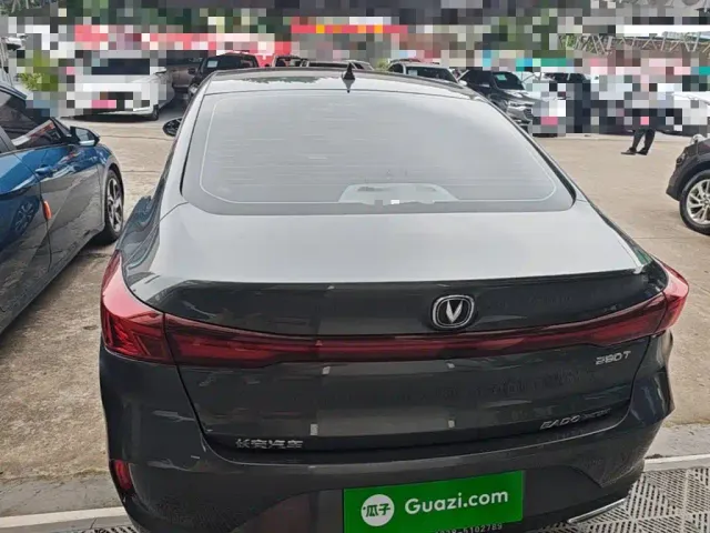 Changan Eado — Фото автомобиля 3