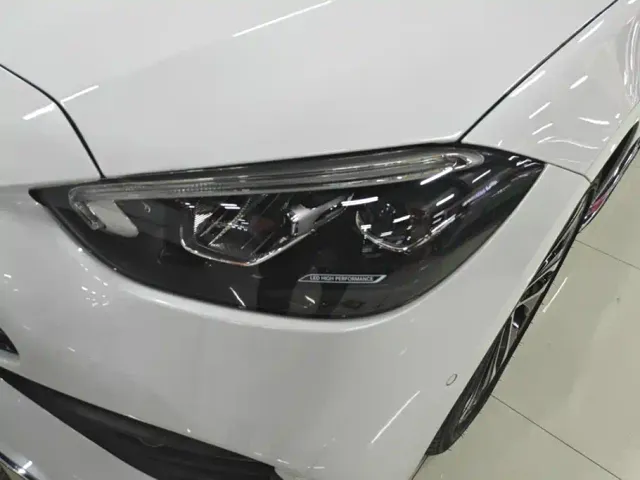 Mercedes-Benz C-Class — Фото автомобиля 5
