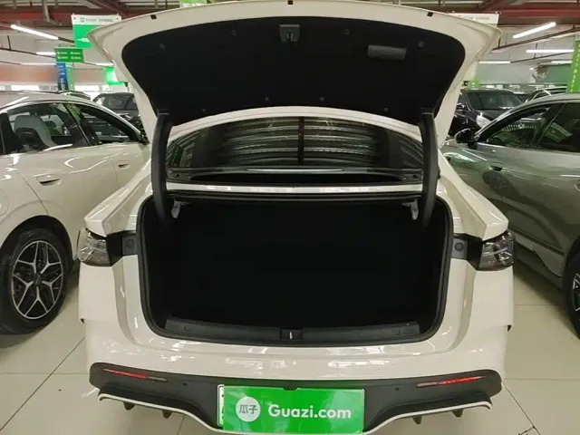 BYD Seal 06 — Фото автомобиля 18