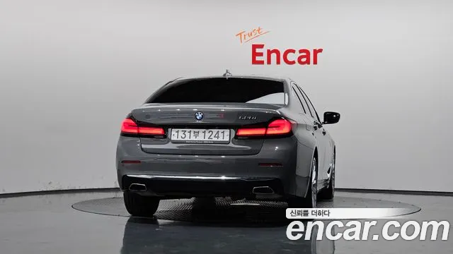 BMW 5 Series G30 — Фото автомобиля 4