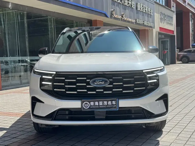 Ford Edge — Фото автомобиля 2