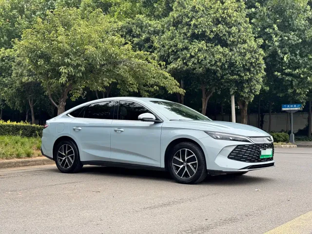 BYD Qin L — Фото автомобиля 2