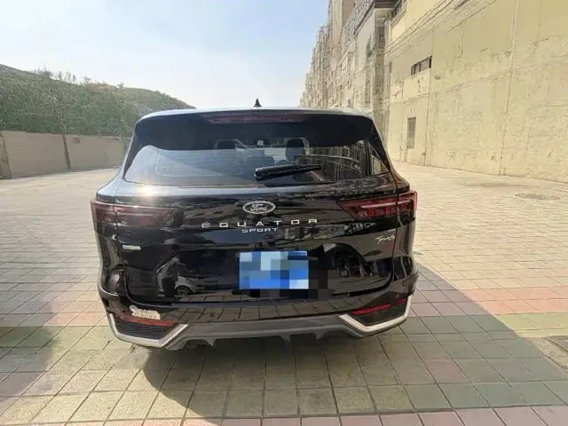 Ford Lingrui — Фото автомобиля 2