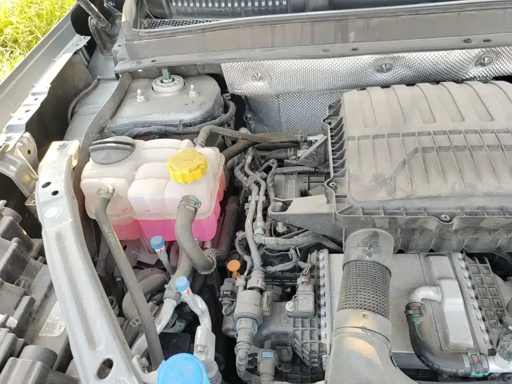 Chery Fengyun Fengyun T8 2025 Model 1.5T 130km Luxury 5-Seater — Фото автомобиля 22