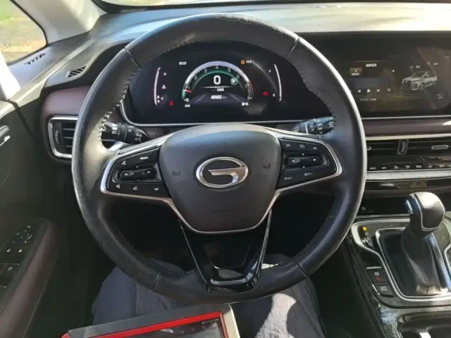 GAC Trumpchi M6 — Фото автомобиля 10