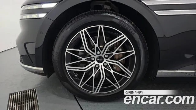 Genesis G90 RS4 — Фото автомобиля 5