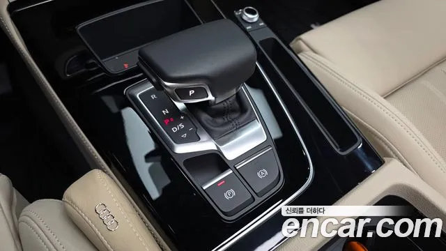 Audi Q5 45 TFSI quattro Premium — Фото автомобиля 6