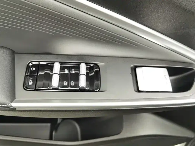 Geely Boyue — Фото автомобиля 9