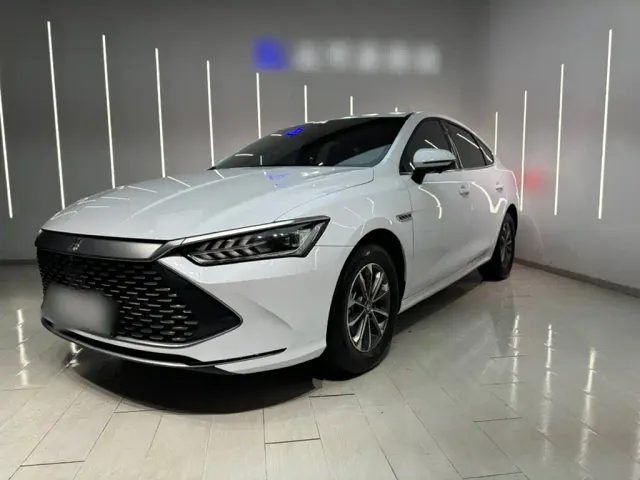 Фотография автомобиля — BYD Qin PLUS