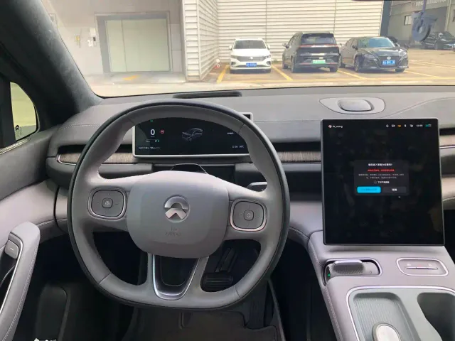 Nio EC6 — Фото автомобиля 18
