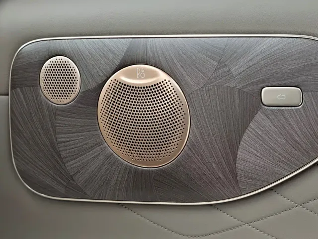 IM Motors LS9 — Фото автомобиля 17