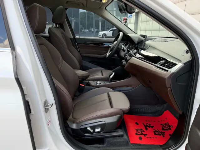 BMW X1 — Фото автомобиля 18