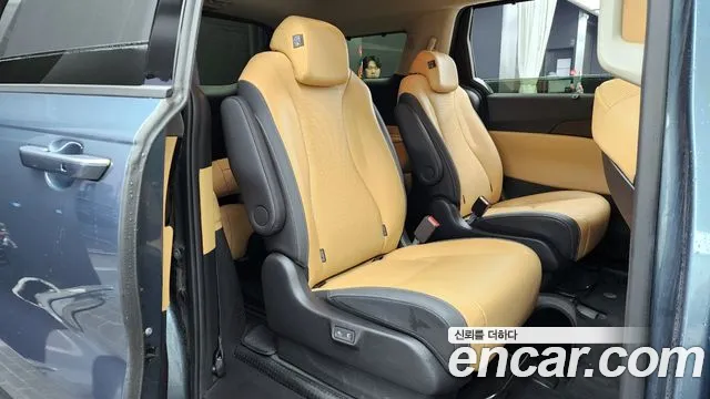 Kia Canival Carnival 4 поколение Бензин 9 мест Signature — Фото автомобиля 12