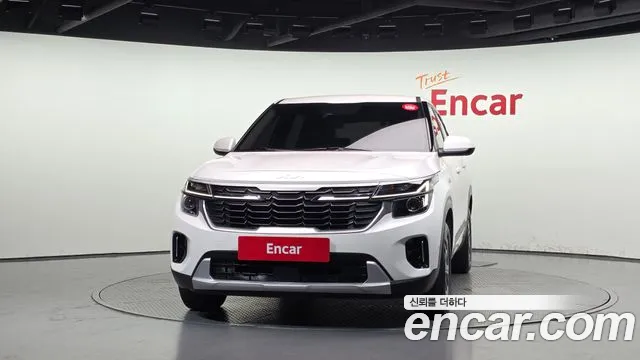Kia Seltos Бензин 1.6 турбо 2WD — Фото автомобиля 3