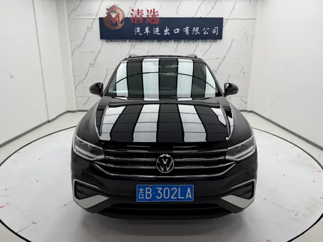Volkswagen Tiguan L — Фото автомобиля 2