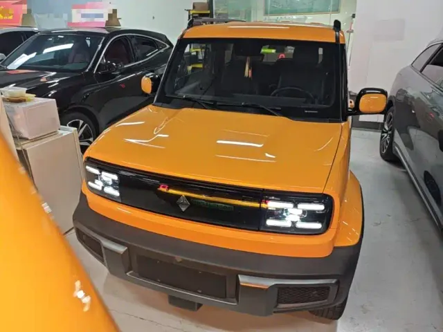 Baojun Yep — Фото автомобиля 2